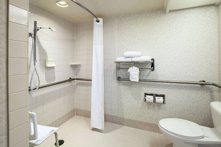 Room 44 of 72