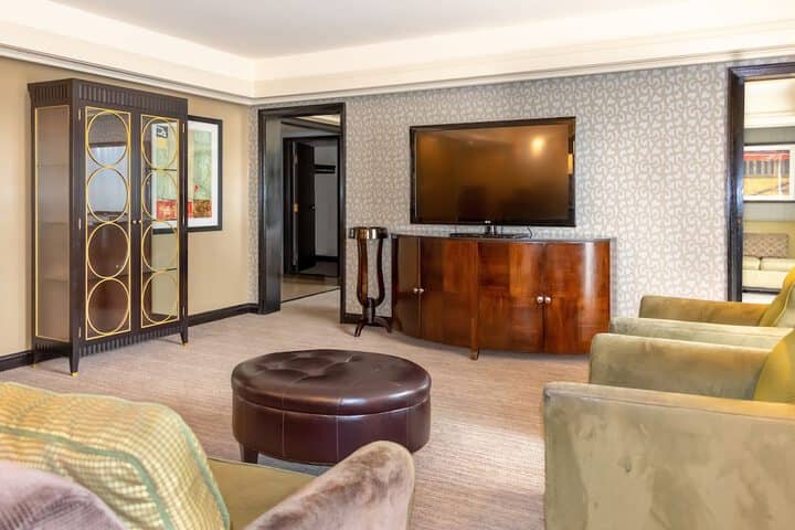 Room 15 of 72