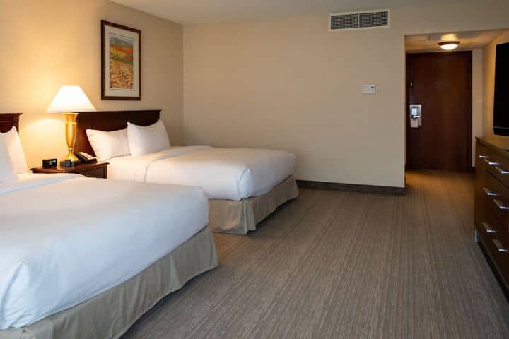 Room 10 of 72